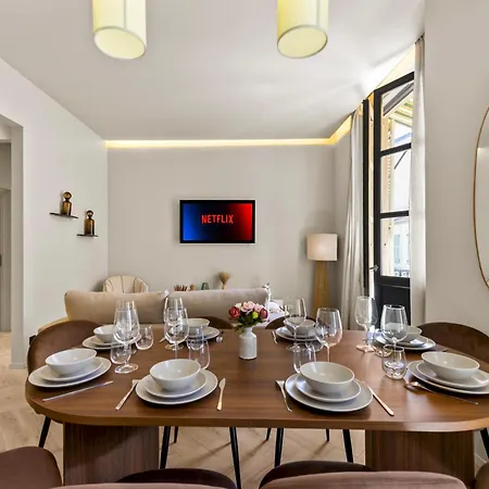 Apartment Elegant Et Spacieux 4 Pieces, Pres De Monaco - Hi