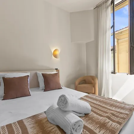 Apartment Elegant Et Spacieux 4 Pieces, Pres De Monaco - Hi *