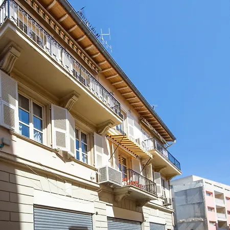Apartment Elegant Et Spacieux 4 Pieces, Pres De Monaco - Hi